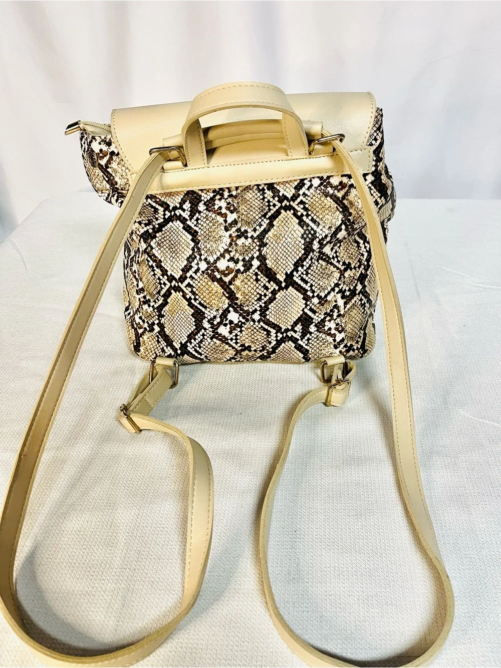 Snake-Print Beige 3-in-1 Convertible Backpack Crossbody Bag with